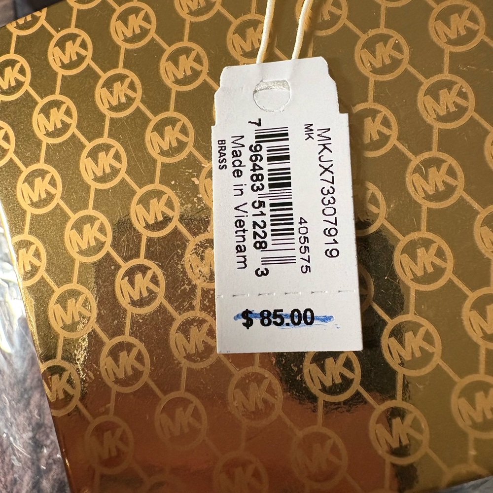 NWT! Michael Kors Ring size 5 - Picture 7 of 12